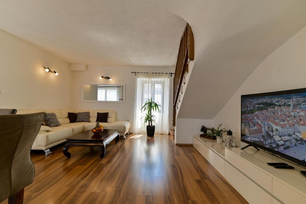 Apartman Ciciliani Trogir Ngoại thất bức ảnh