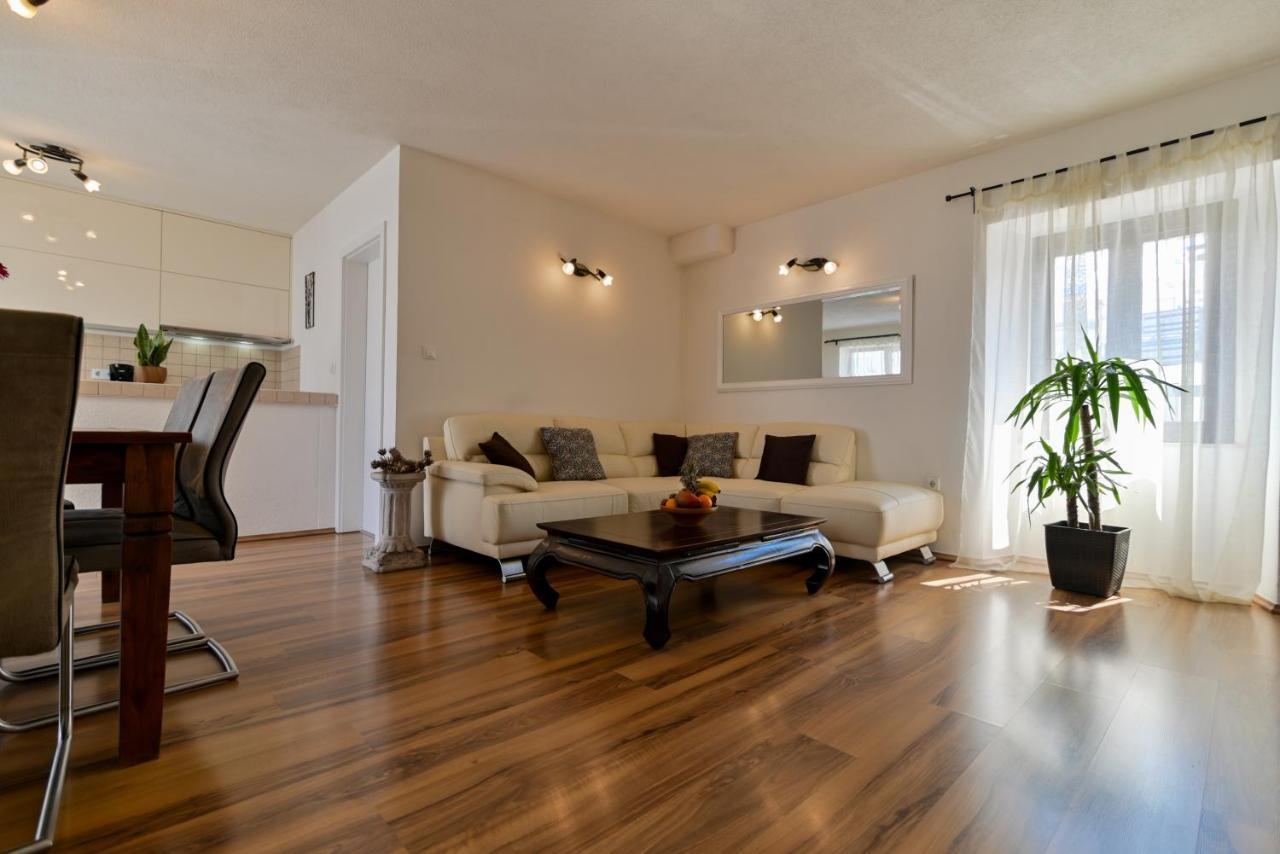 Apartman Ciciliani Trogir Ngoại thất bức ảnh