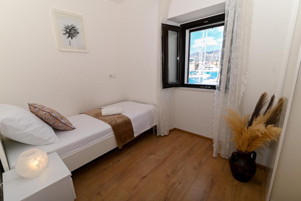 Apartman Ciciliani Trogir Ngoại thất bức ảnh