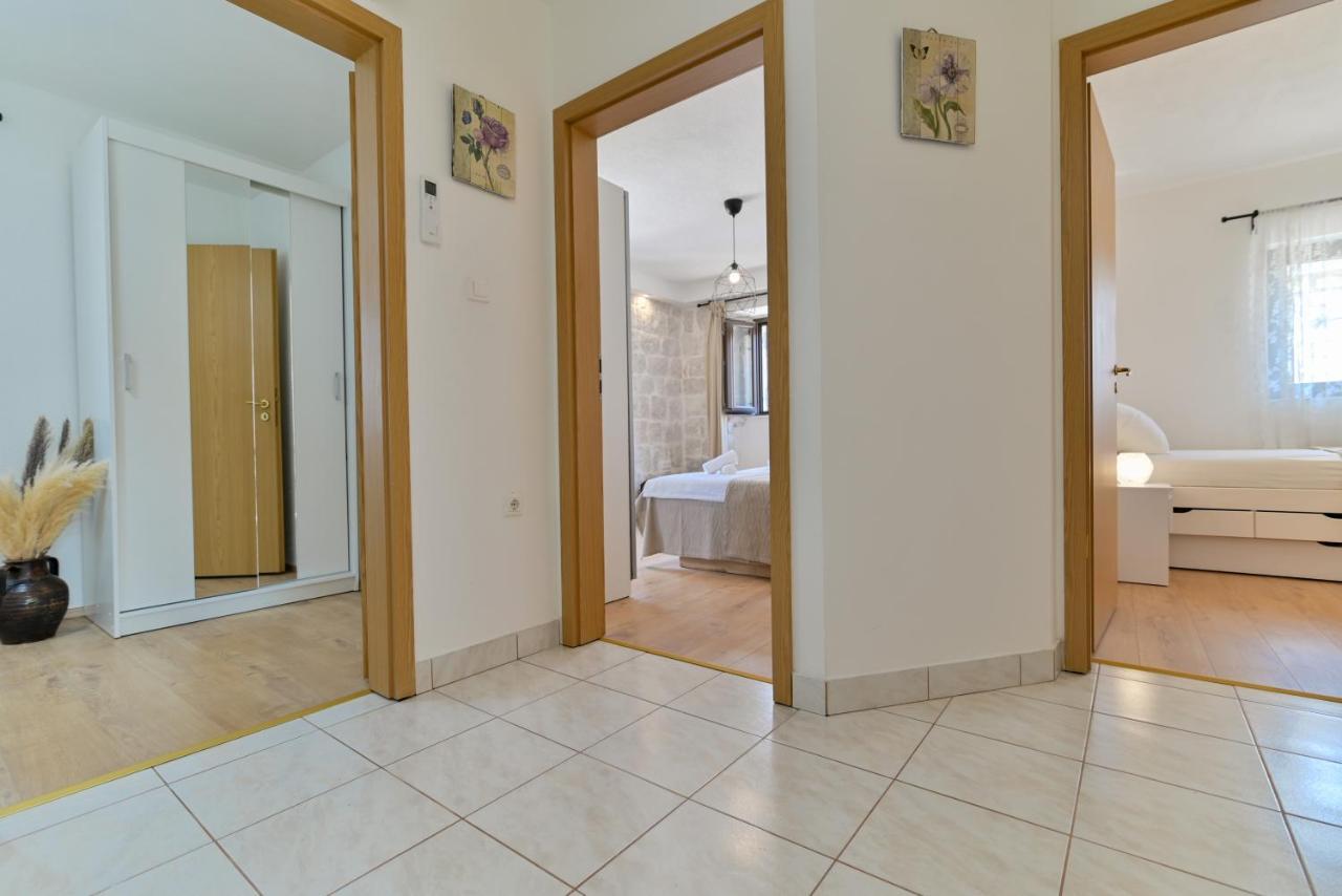 Apartman Ciciliani Trogir Ngoại thất bức ảnh